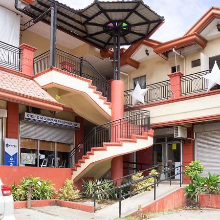 Oyo 150 Davao Airport View Hotel Экстерьер фото