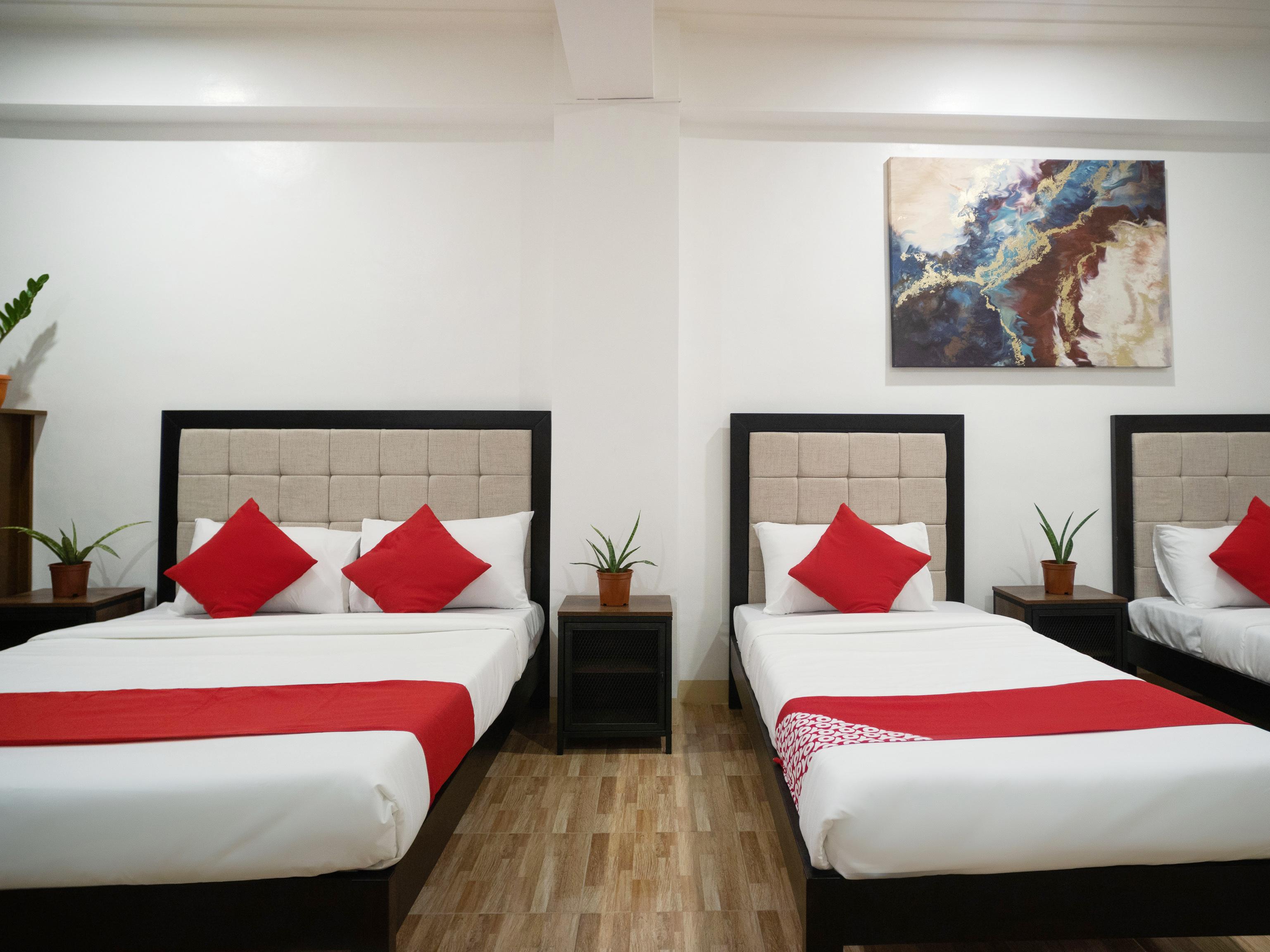 Oyo 150 Davao Airport View Hotel Экстерьер фото