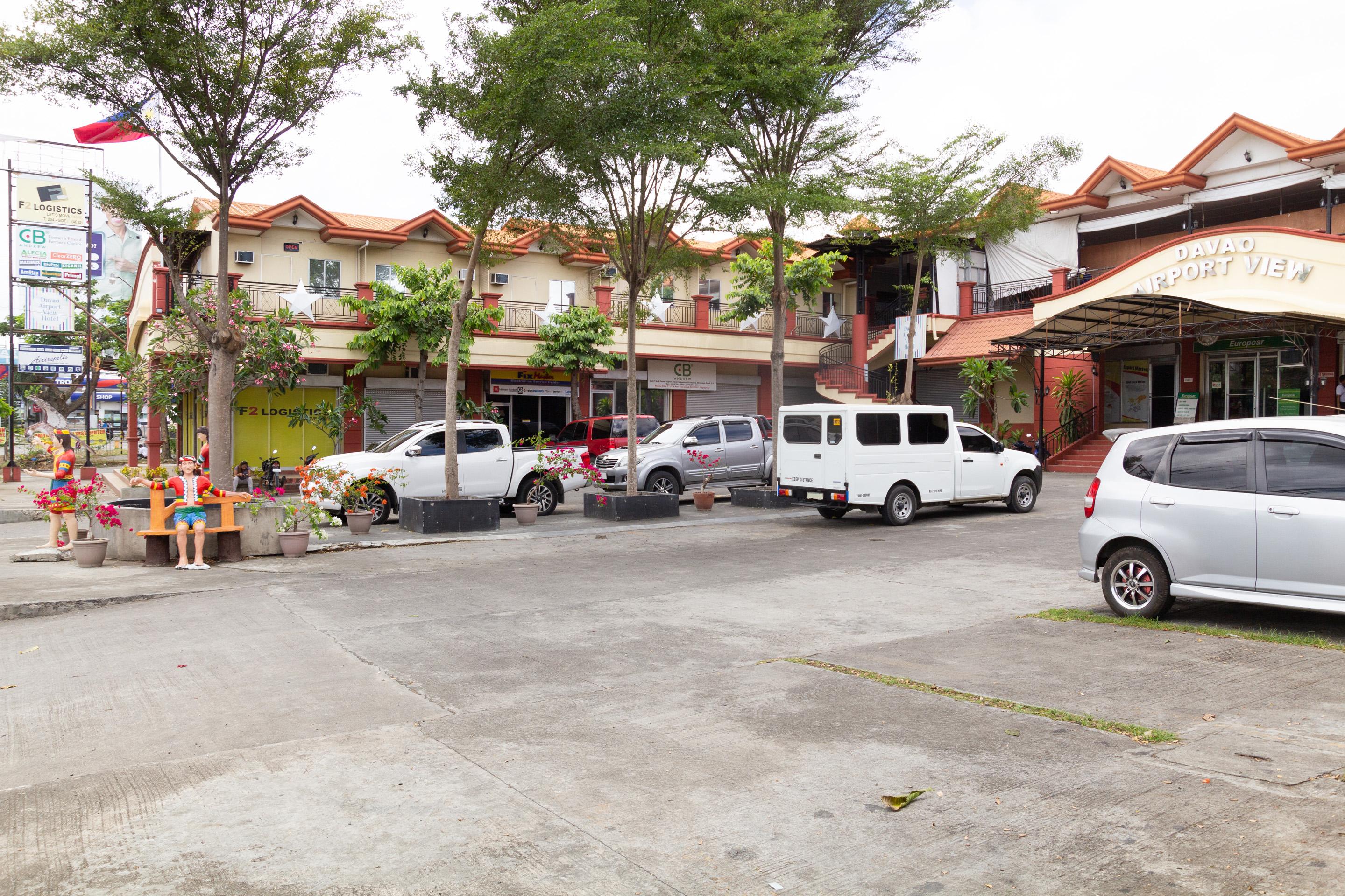 Oyo 150 Davao Airport View Hotel Экстерьер фото