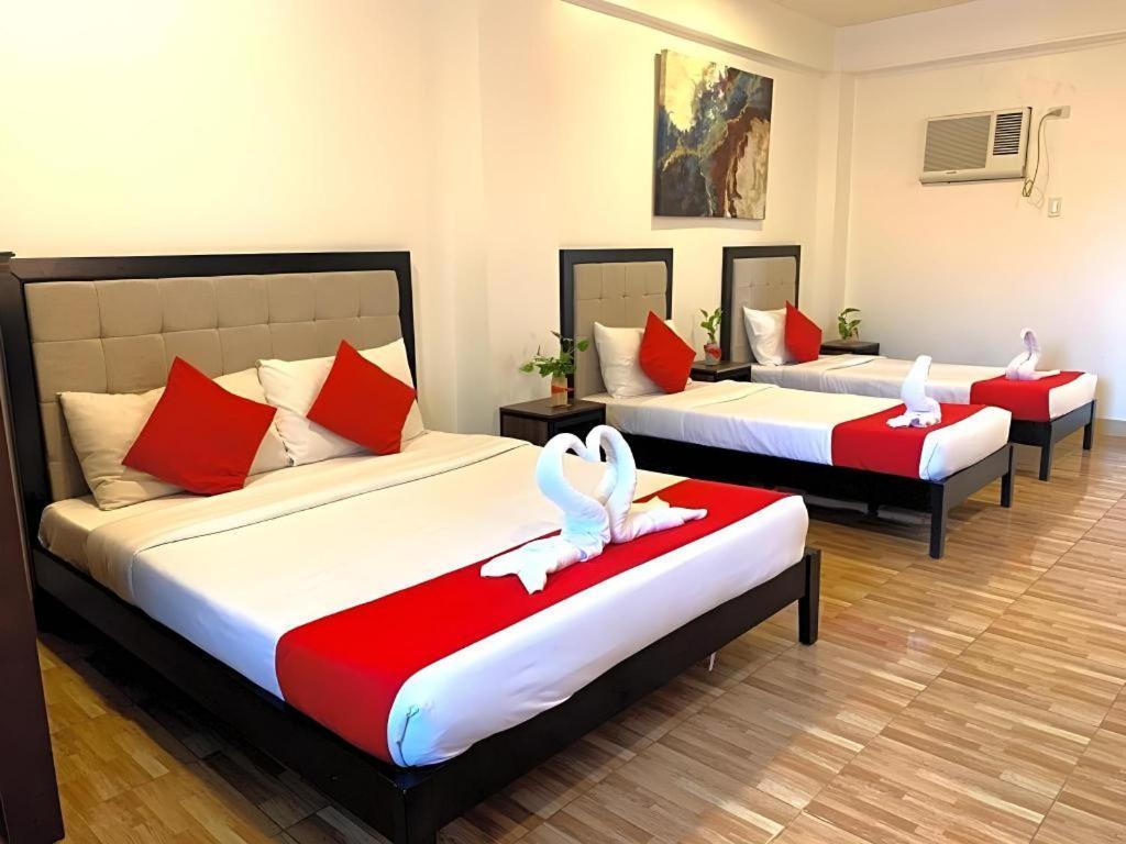 Oyo 150 Davao Airport View Hotel Экстерьер фото