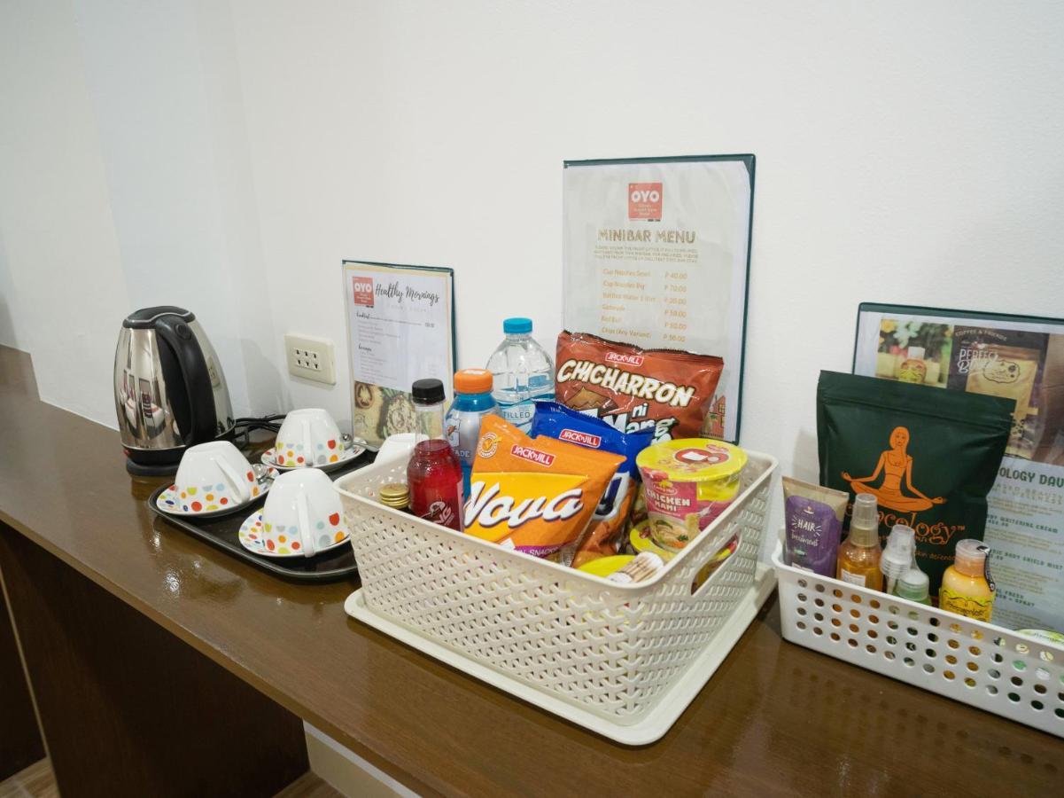Oyo 150 Davao Airport View Hotel Экстерьер фото